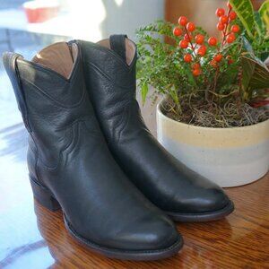 Black Leather Tecovas, Size 8.5 D